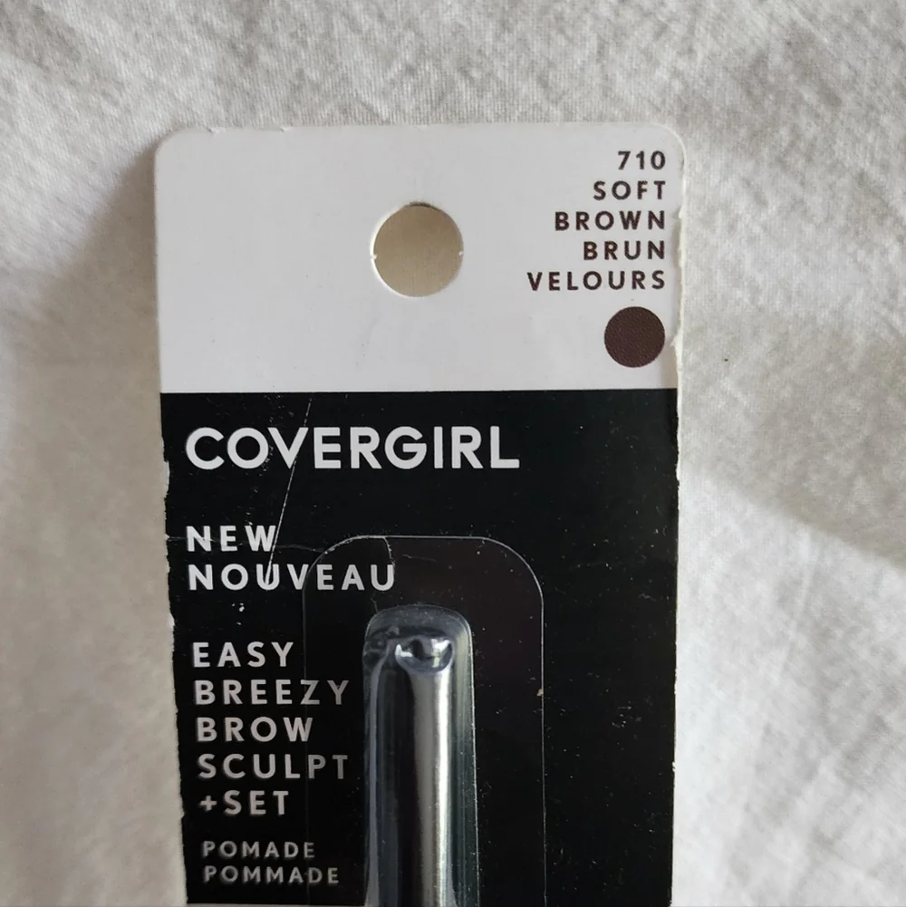 LAST ONE 🔥 Covergirl easy breezy brow sculpt +set shade 710